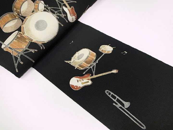 名古屋帯 染め帯 十日町 友禅 秀美 楽器 ドラム サックス ギター 縮緬