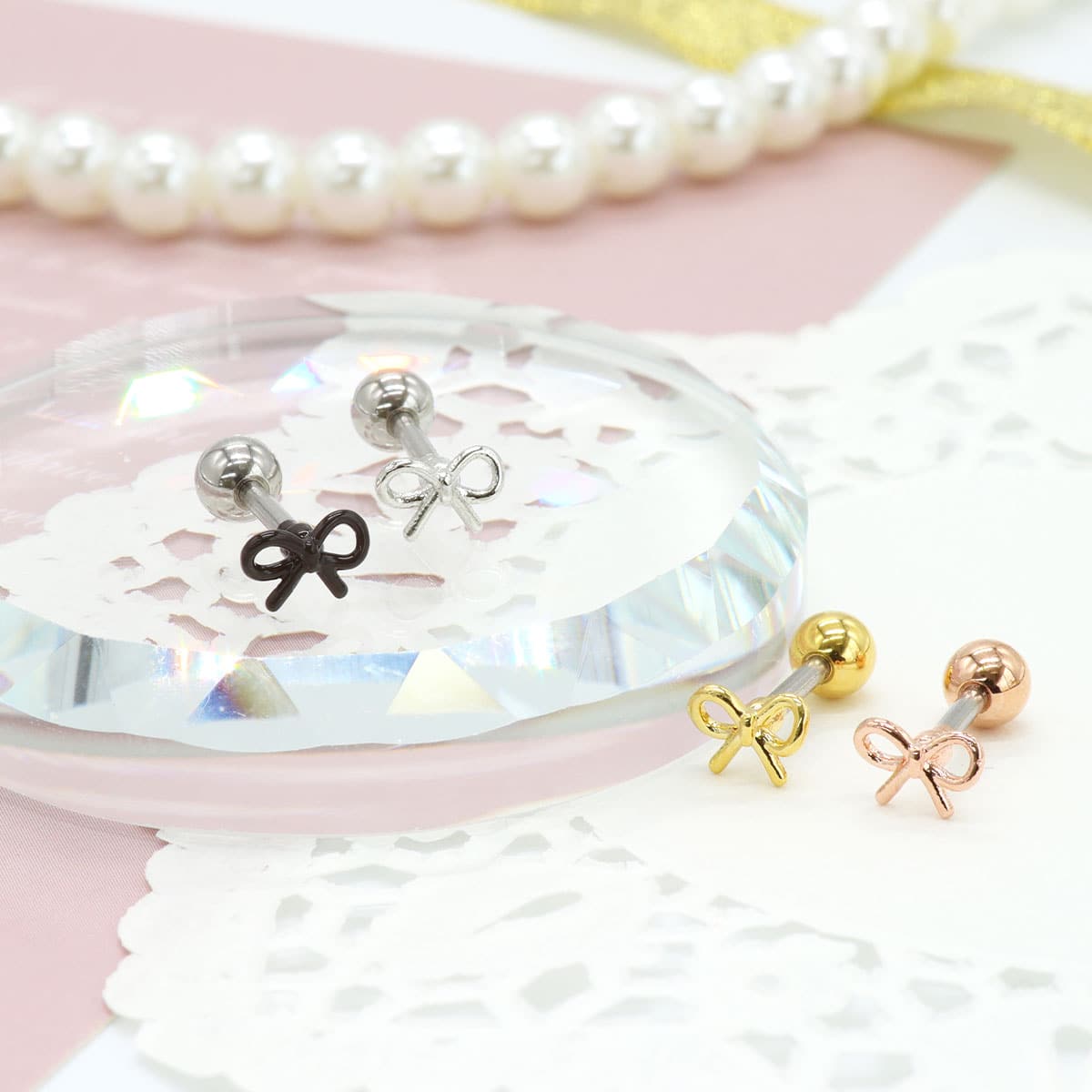 軟骨ピアス 軟骨用 リボン 蝶々結び 小さい ミニ シンプル ガーリー かわいい 上品 レディース