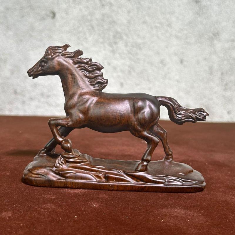 馬の置物 干支 馬の彫刻 木製 十二支の置物 動物 装飾品 オブジェ