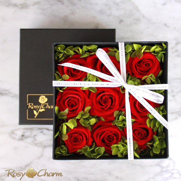 フラワーボックス 9輪の薔薇と紫陽花 プリザーブドフラワー 誕生日