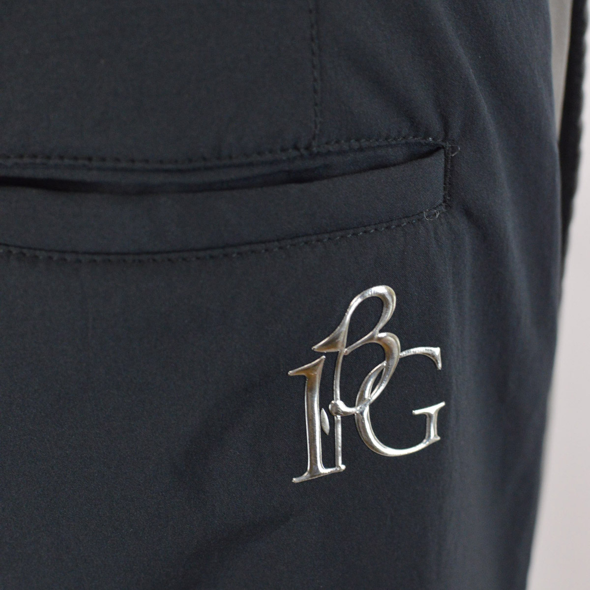 1PIU1UGUALE3 GOLF 防寒パンツ 冬 M L LL ウノピゥウノウグァーレトレ