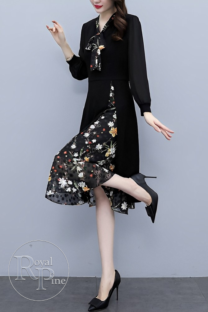 新品タグ付き　ソワール　大人の女性を知的に見せるエレガントなツーピース風ワンピ 新品タグ付き ソワール 大人の女性を知的に見せるエレガントなツーピース風