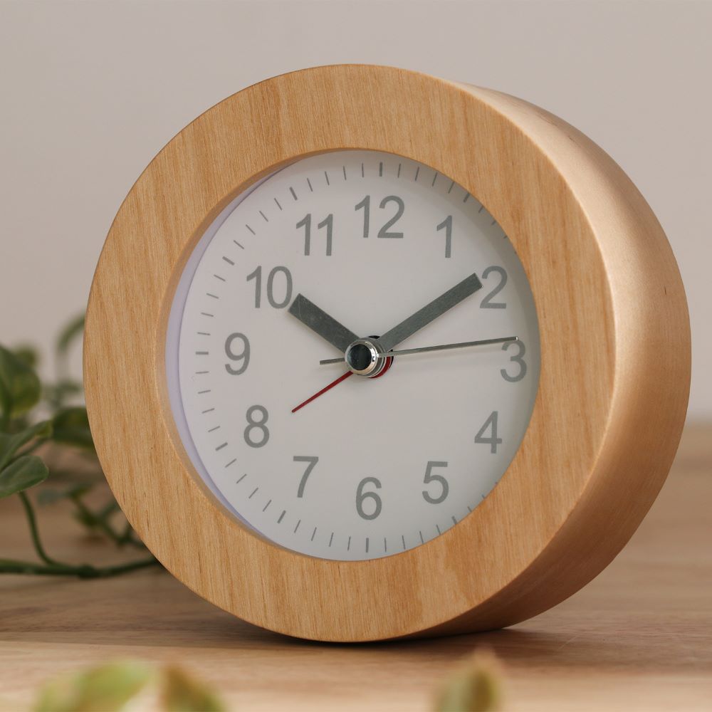 置き時計 ウッド ラウンド 天然木 コンパクト 電池式 不二貿易 | 時計
