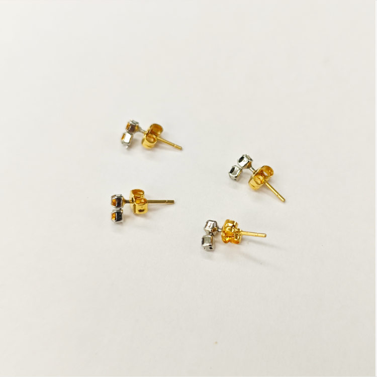ピアス 18金 K18 18K ポスト 2粒 ストーン ブラック イエローブラウン