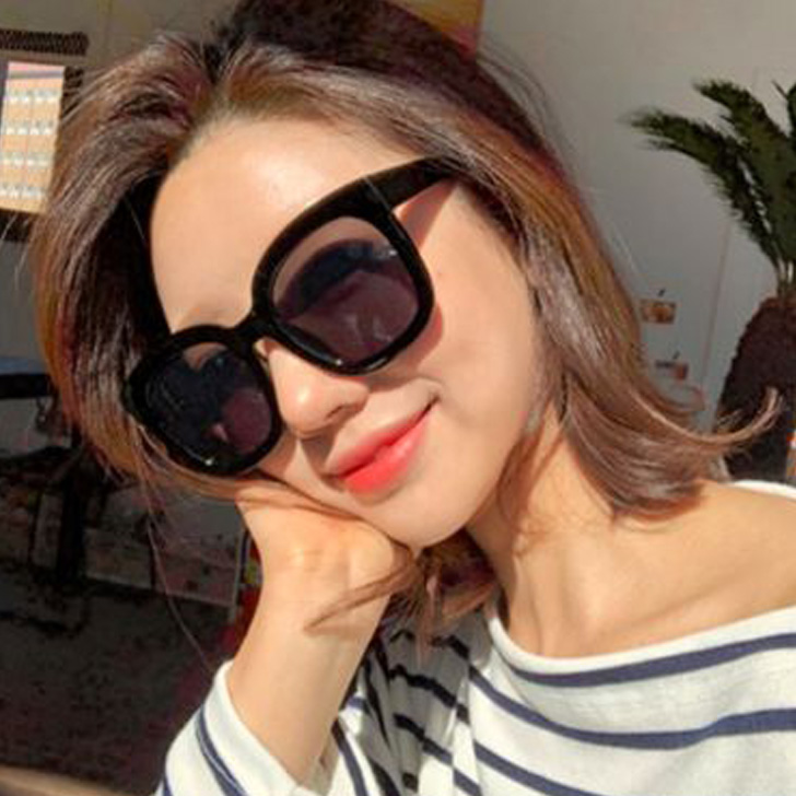 サングラス レディース UVケア 度なし 大きめ 小顔 UV400 伊達メガネ カラーレンズ 紫外線対策 リゾート 旅行 韓国ファッション