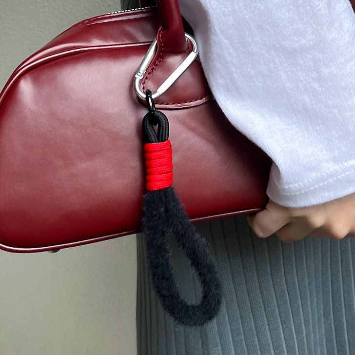 REAL STYLE ハンドストラップ キーホルダー スマホ 紐 カメラ バッグ