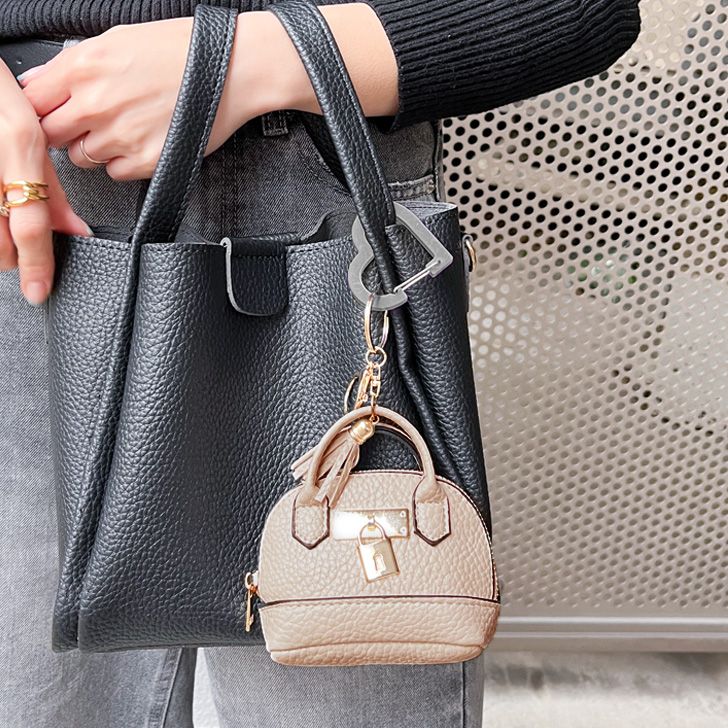 バッグのアクセントに★MasiondeSabre ミニチュアレザーチャーム LEATHER CHARM 羊革製レザーチャーム – pawdea