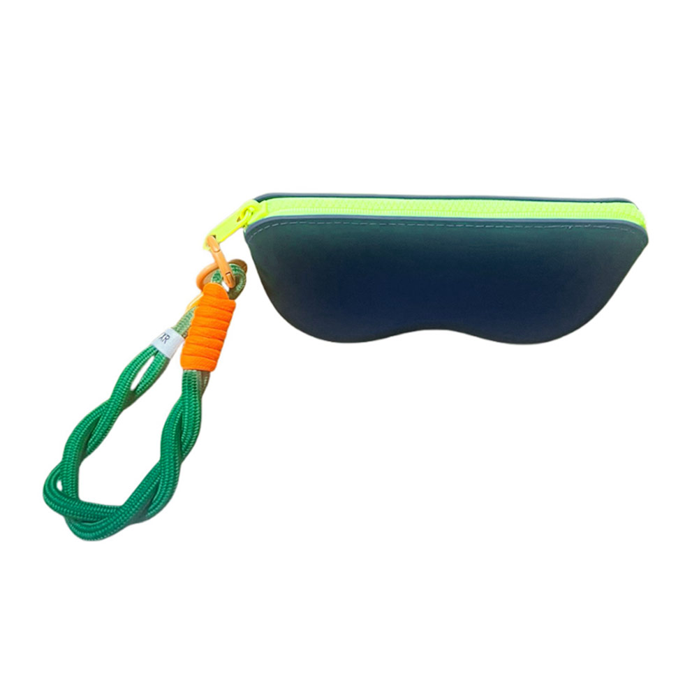 メガネケース 眼鏡ケース おしゃれ スリム ソフト 軽量 ストラップ付き