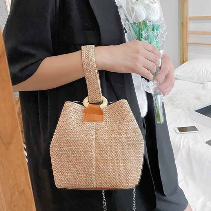 シルバーカゴバッグ　美品　 セレクトショップ　バケツ型 シルバーカゴバッグ 美品 セレクトショップ バケツ型