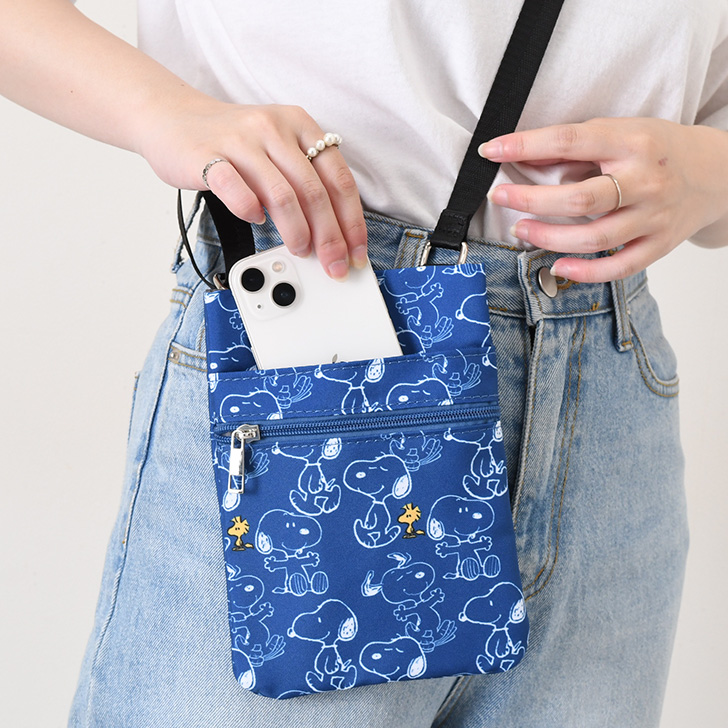 ✨新品未使用✨レスポ　SNOOPYショルダーバッグ　ミニショルダー　斜めがけ 楽天市場】スヌーピー ショルダーバッグ ミニショルダー