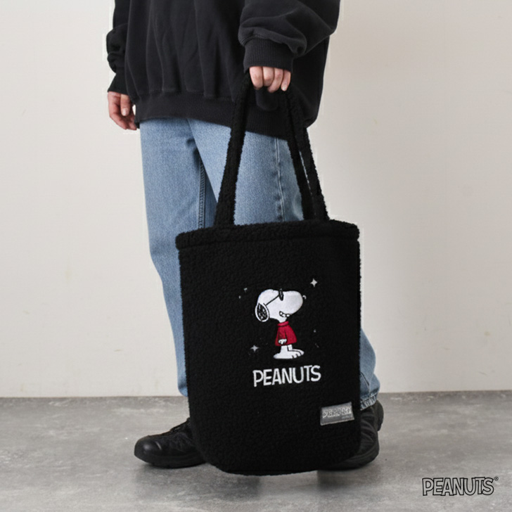 SNOOPY　アテセン　トートバッグ　BERTHAS-02 黒　新品未使用 SNOOPY（スヌーピー） トートバッグ レディース a4 縦型 軽い 軽量
