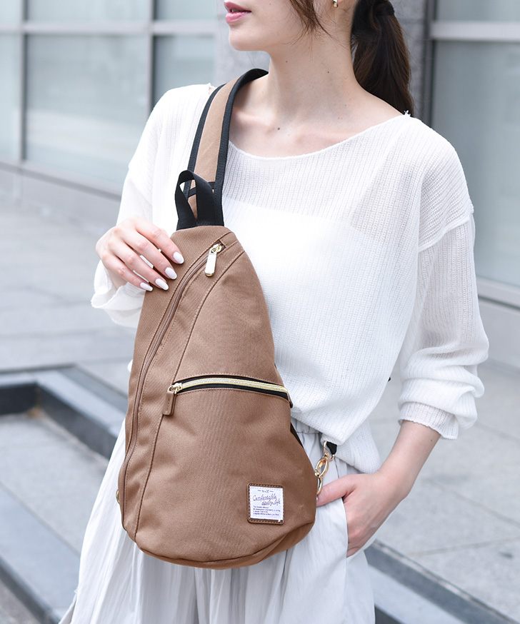【ボート型☆】簡単に出し入れ可能◎ LouisVuitton ボディバッグ puchikobe_wolt-433085