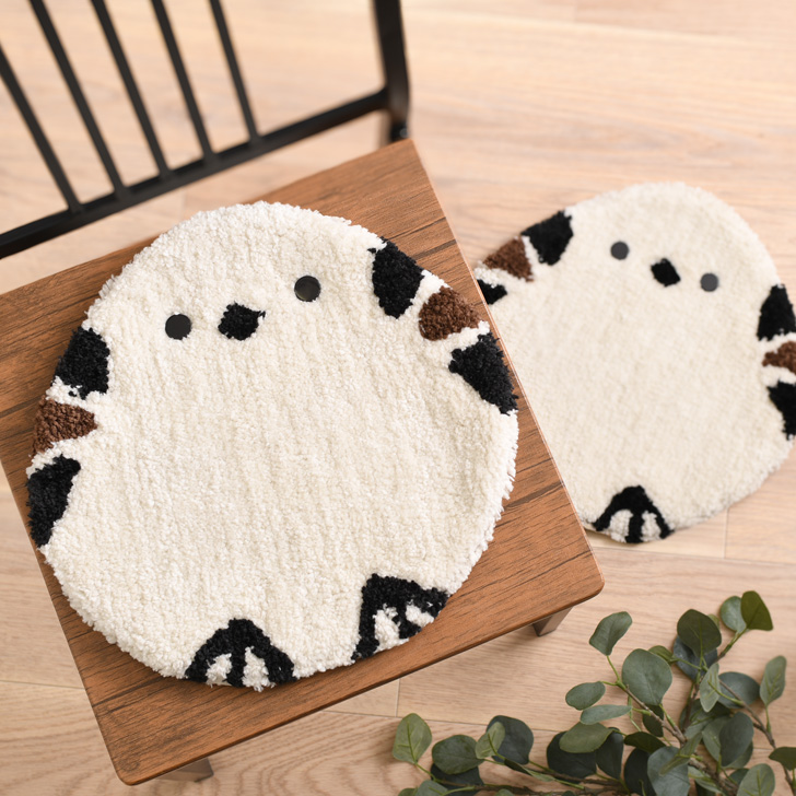 ラスト一枚です❣️ハンドメイド シートクッション チェアパッドカバー ラスト一点❣️ミナペルホネン ハンドメイド シートクッション