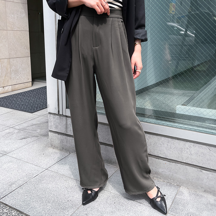 スリム見え ストレートパンツ 黒 スラックス風 カジュアル綺麗 REAL STYLE(ファッション) スラックス レディース 仕事