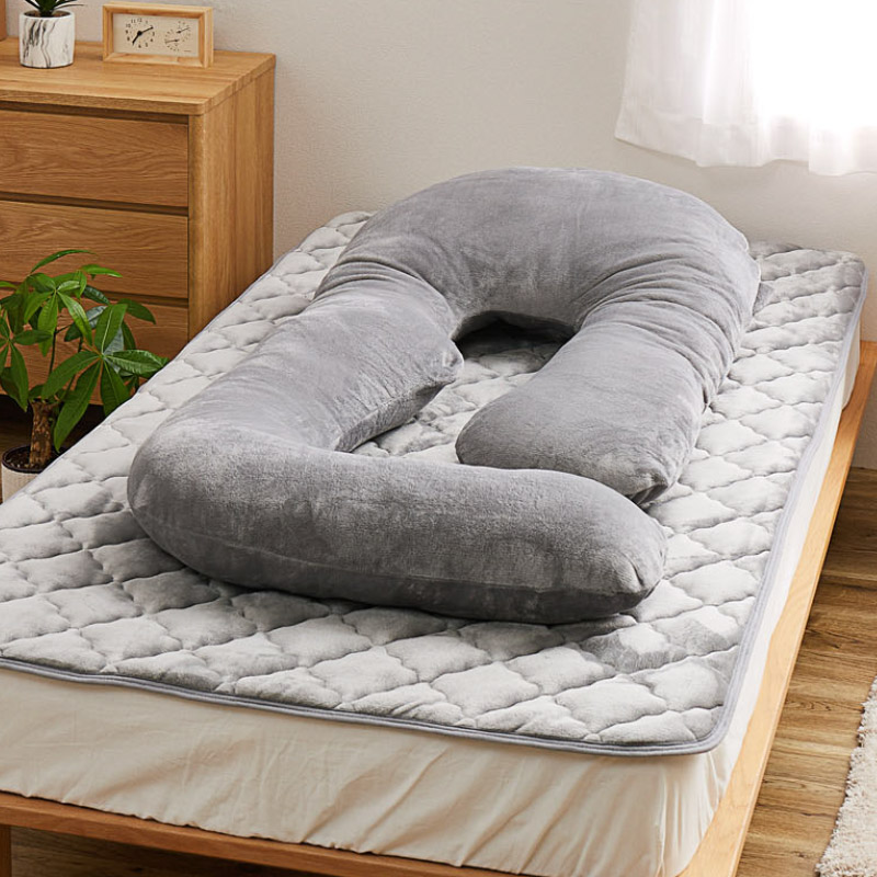 抱き枕 だきまくら 140×70cm 枕 ピロー 洗濯可 フランネル 授乳クッション リビング 無地 G型 あったか かわいい メレンゲタッチの画像