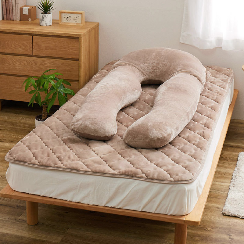 抱き枕 だきまくら 140×70cm 枕 ピロー 洗濯可 フランネル 授乳クッション リビング 無地 U型 あったか かわいい メレンゲタッチの画像