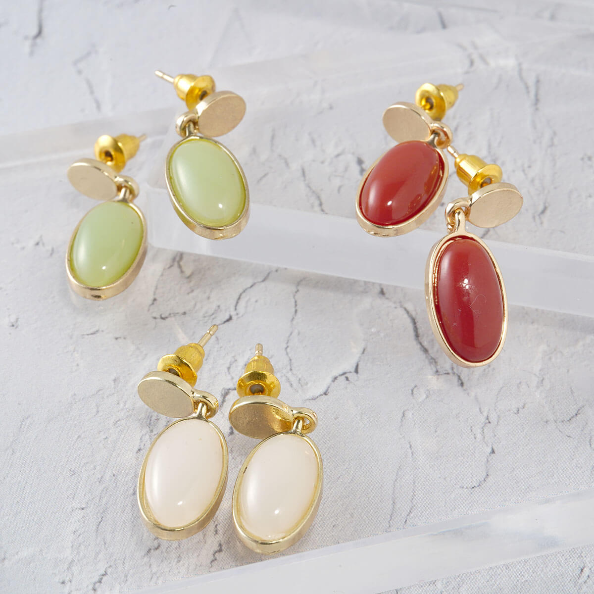 ef.366 オーバル カラー ストーン チャーム スタッドピアス 合金