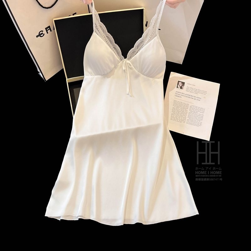 スリップ キャミソールワンピース パジャマ ランジェリー レディース ツルツル カップ付き サテン調 光沢 Vネック 接触冷感 ひんやり 滑らか セクシー 可愛い | ホームアイホーム | 01