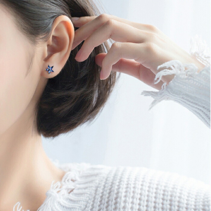 p056【美しい✧】ブルーフラワーピアス　シルバー　青　スター　和　可憐 ピアス フラワー スクエア ブルー Silver925 シンプル シルバー
