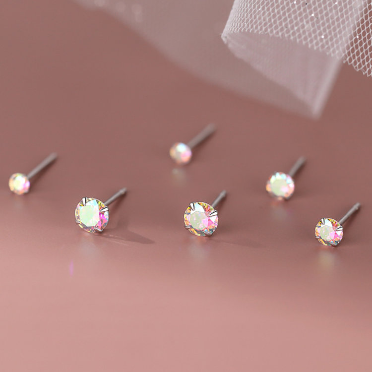 ピアス 虹色ストーン 3mm 4mm 5mm レインボー 小さい シンプル 軟骨