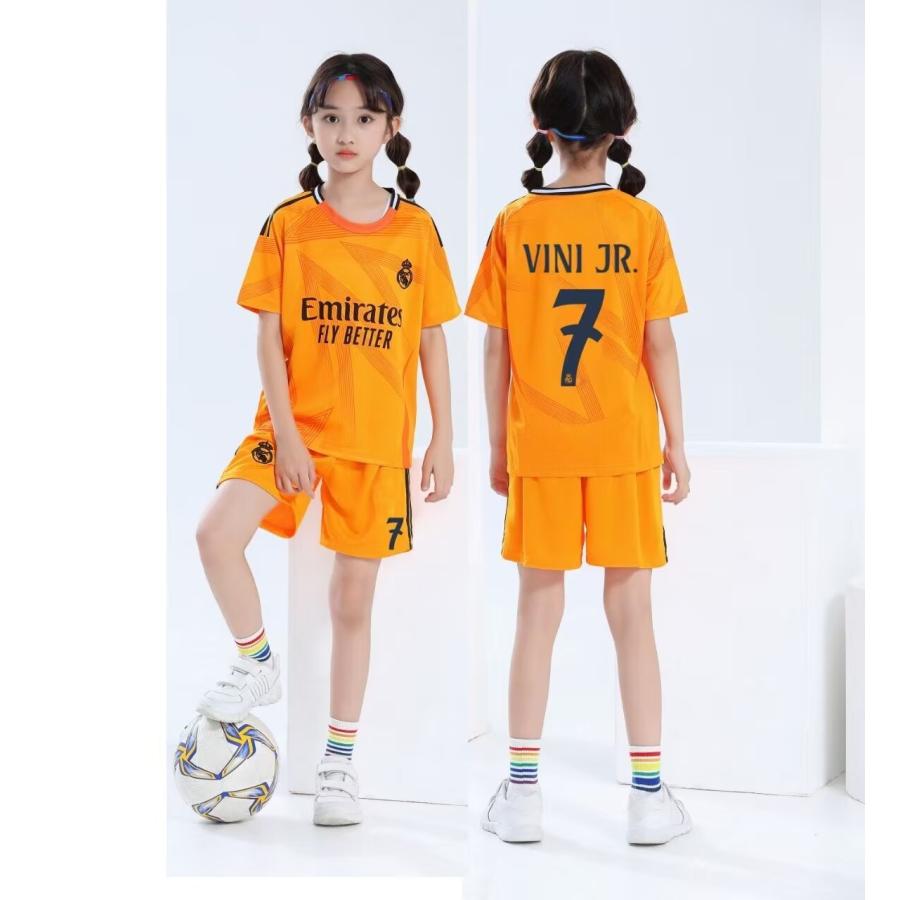 2526スタイル更新 キッズ 子供用 サッカー ウェア 上下着
