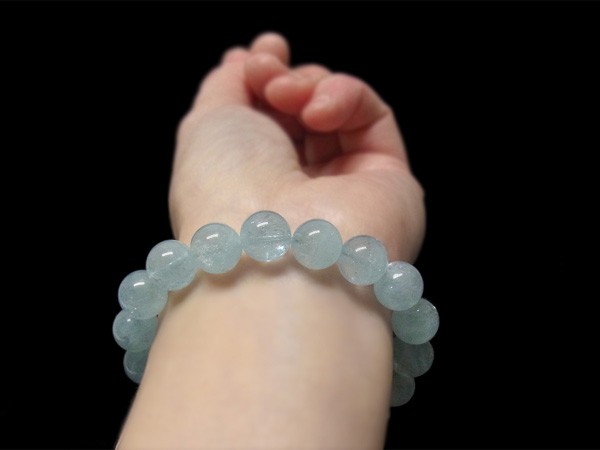 アクアマリン 10mm ブレスレット 天然石 パワーストーン : 仏像と