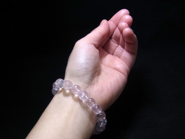 クンツァイト 9.5mm ブレスレット 天然石 パワーストーン : 仏像と