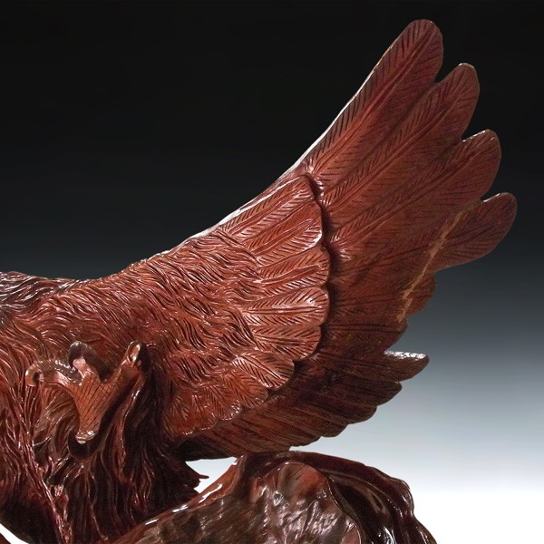 木彫りの鷹 (タカ) 両翼幅120cm 花梨 置物 : 仏像と縁起物の専門店 龍