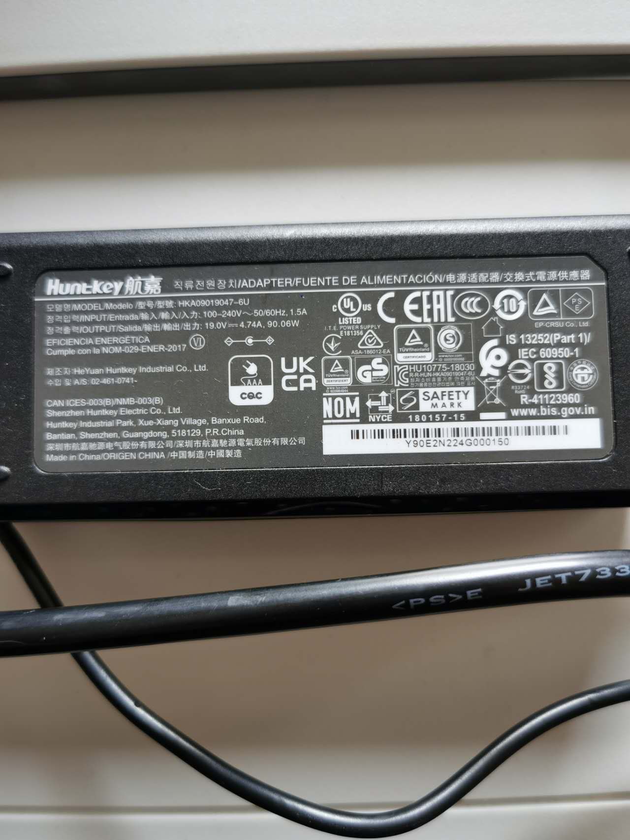 全新品ポータブル電源-515Wh/160938mAh　防災色グリン Amazon.co.jp: Evopow ポータブル電源 リン酸鉄 大容量 515Wh