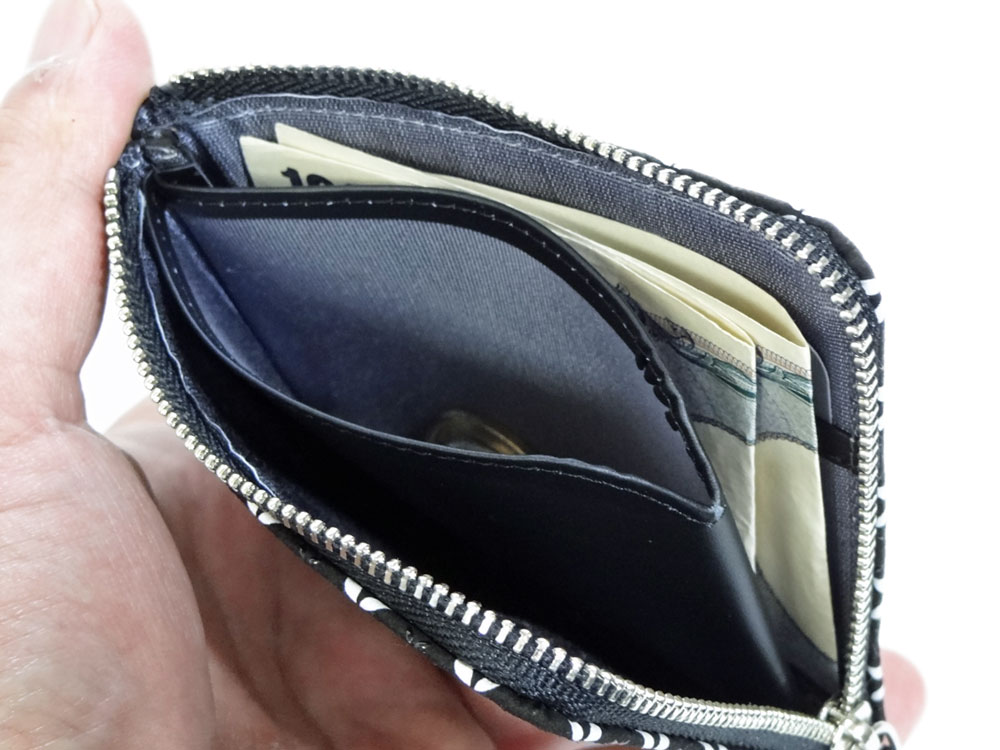 印傳屋（INDEN-YA） 印伝 財布 ファスナー小銭入 そよか 8814 黒地鹿革