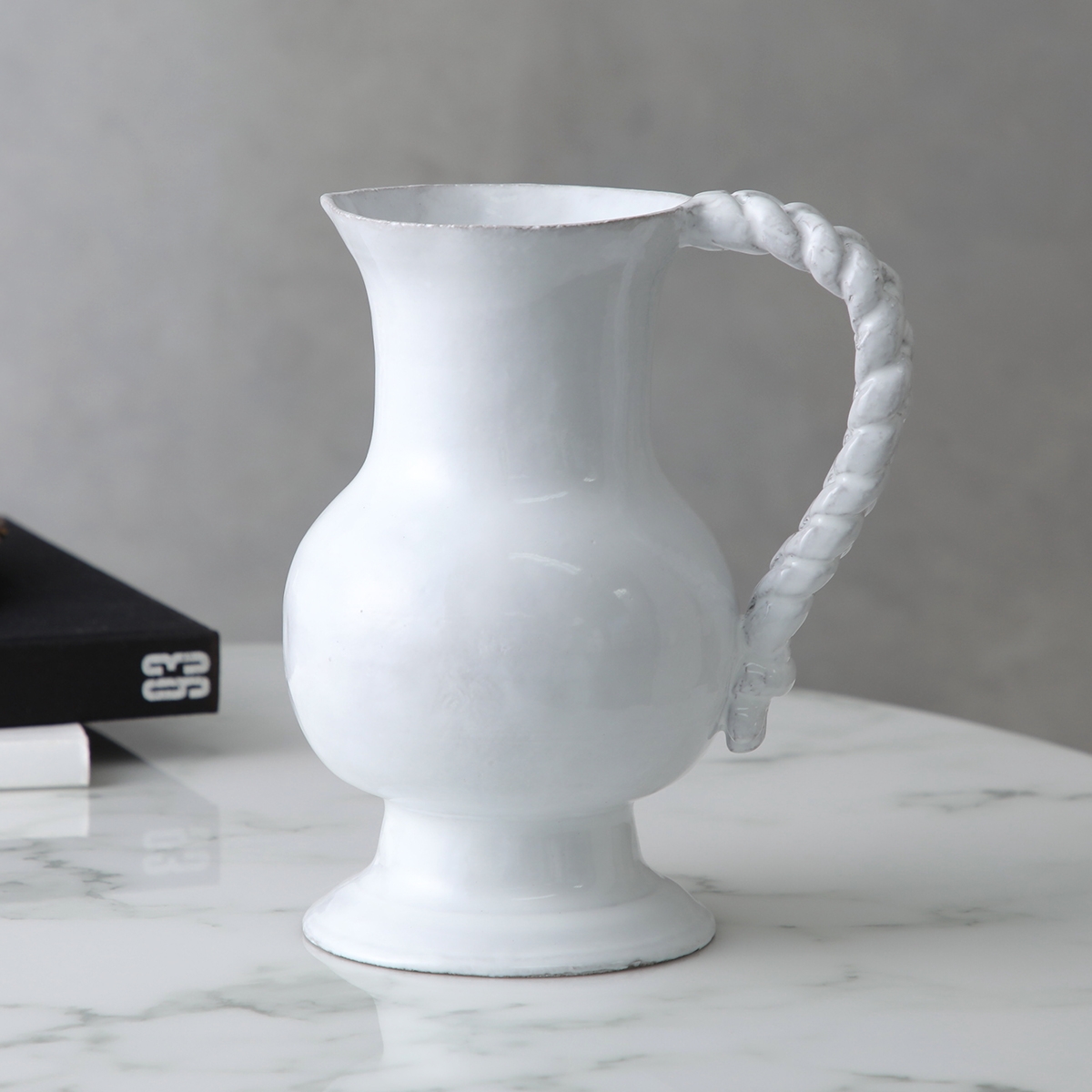 Astier de Villatte アスティエ・ド・ヴィラット ピッチャー Pitcher with Braided Handle VSESTK2  陶器 食器 花器 フラワーベース 【返品交換不可】