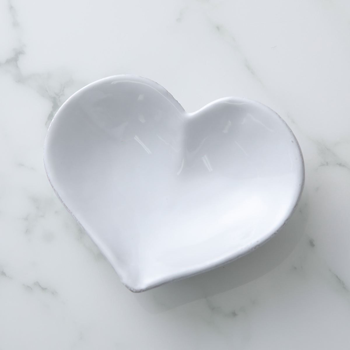 Astier de Villatte アスティエ・ド・ヴィラット ディッシュ Coeur Heart Dish CPBCOR1 陶器 食器 ハート 皿  トレイ【返品交換不可】 : 2405r92763 : インポートセレクトmusee - 通販 - Yahoo!ショッピング