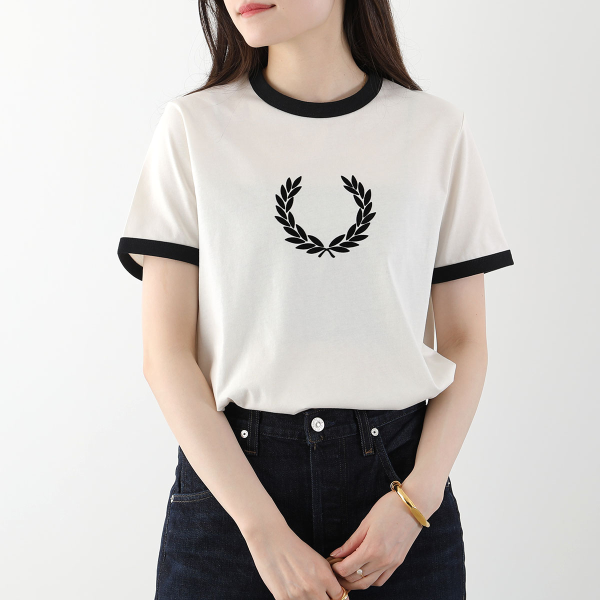 FRED PERRY Tシャツ FLOCKED LAUREL WREATH T-SHIRT G711...