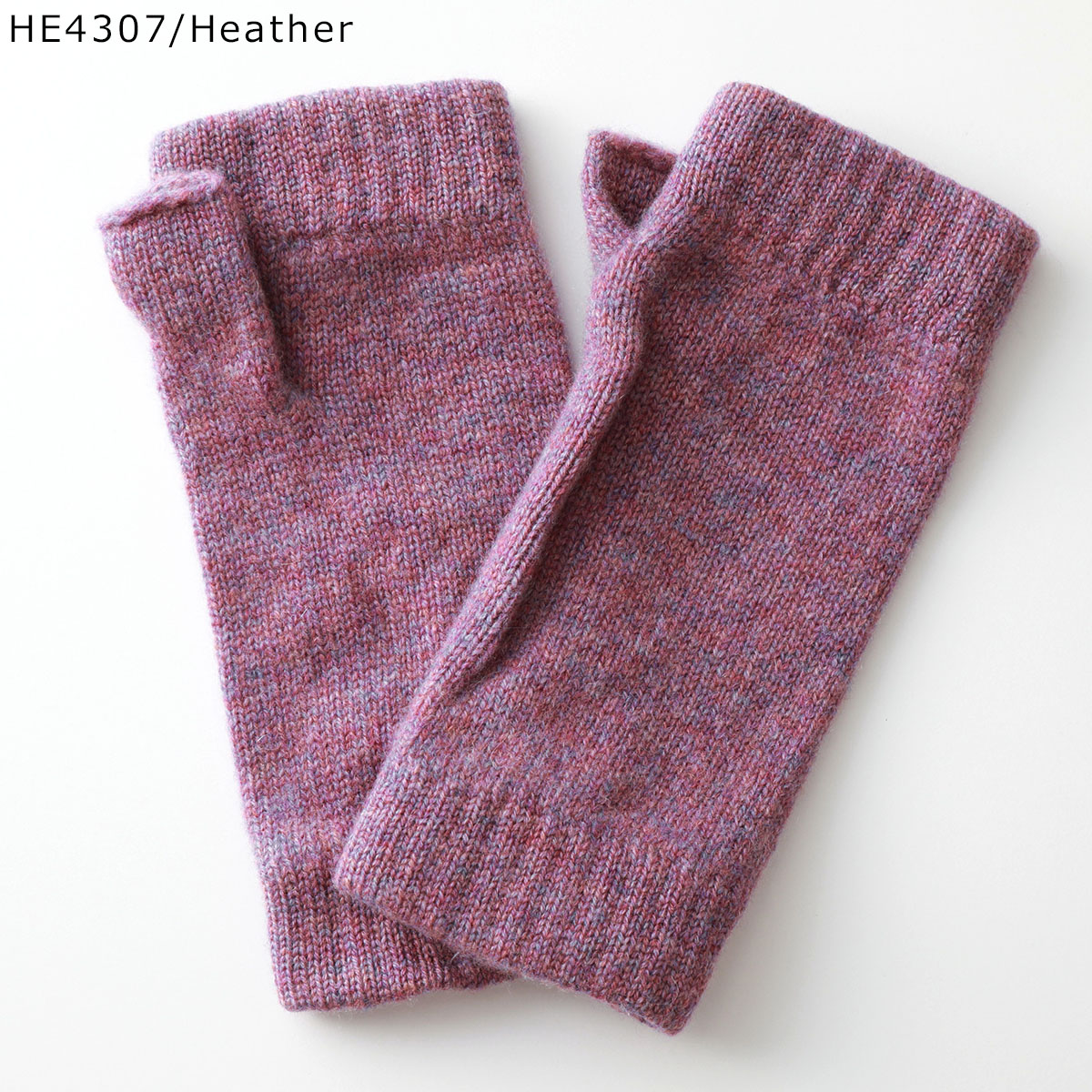 Johnstons of Elgin（ジョンストンズ オブ エルガン） JOHNSTONS