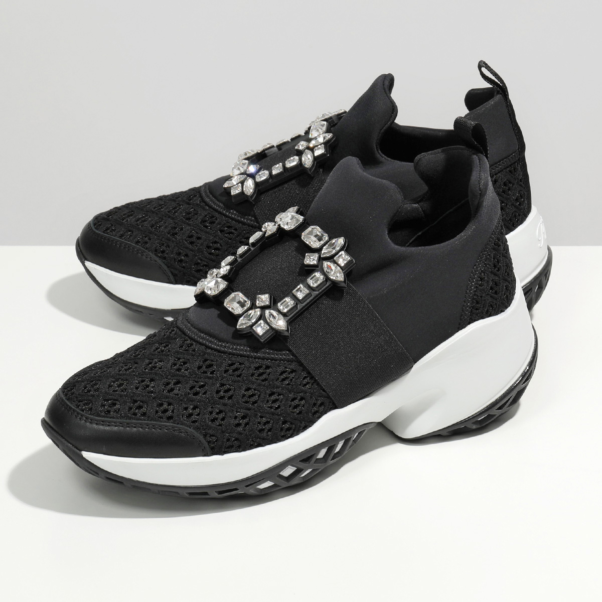 Roger Vivier（ロジェヴィヴィエ） スニーカー VIV RUN STRASS BUCKLE
