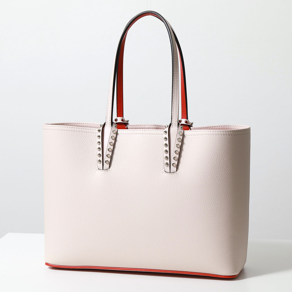 Christian Louboutin クリスチャンルブタン 3205219 Cabata Small Tote Bag カバタ レザー トートバッグ  ポーチ付き スタッズ装飾 鞄 カラー2色 レディース