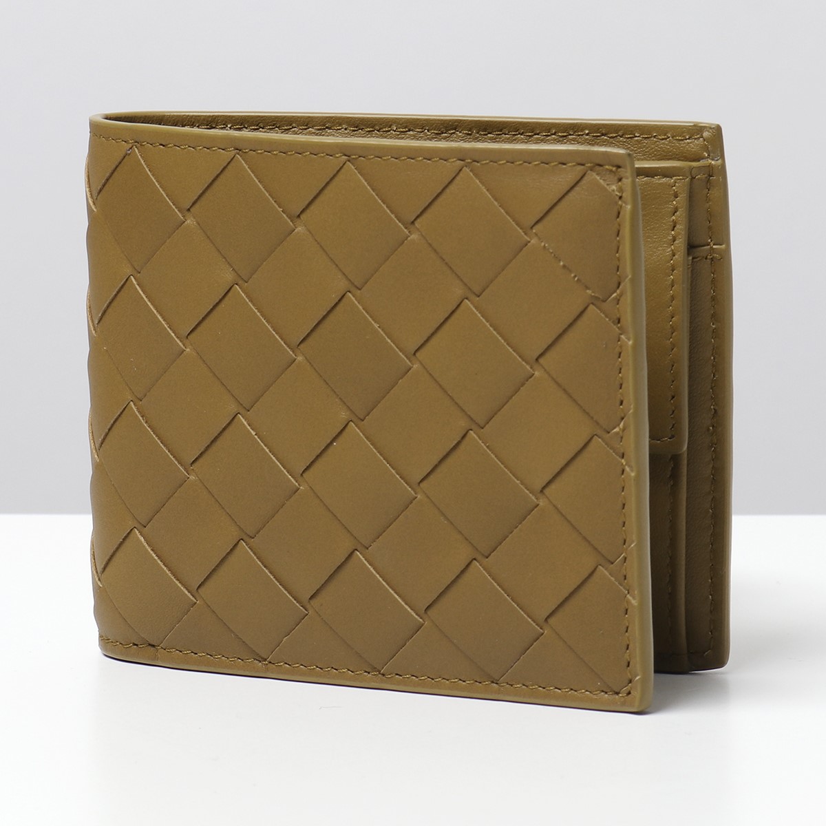 BOTTEGA VENETA ボッテガヴェネタ 二つ折り財布 605722 749412
