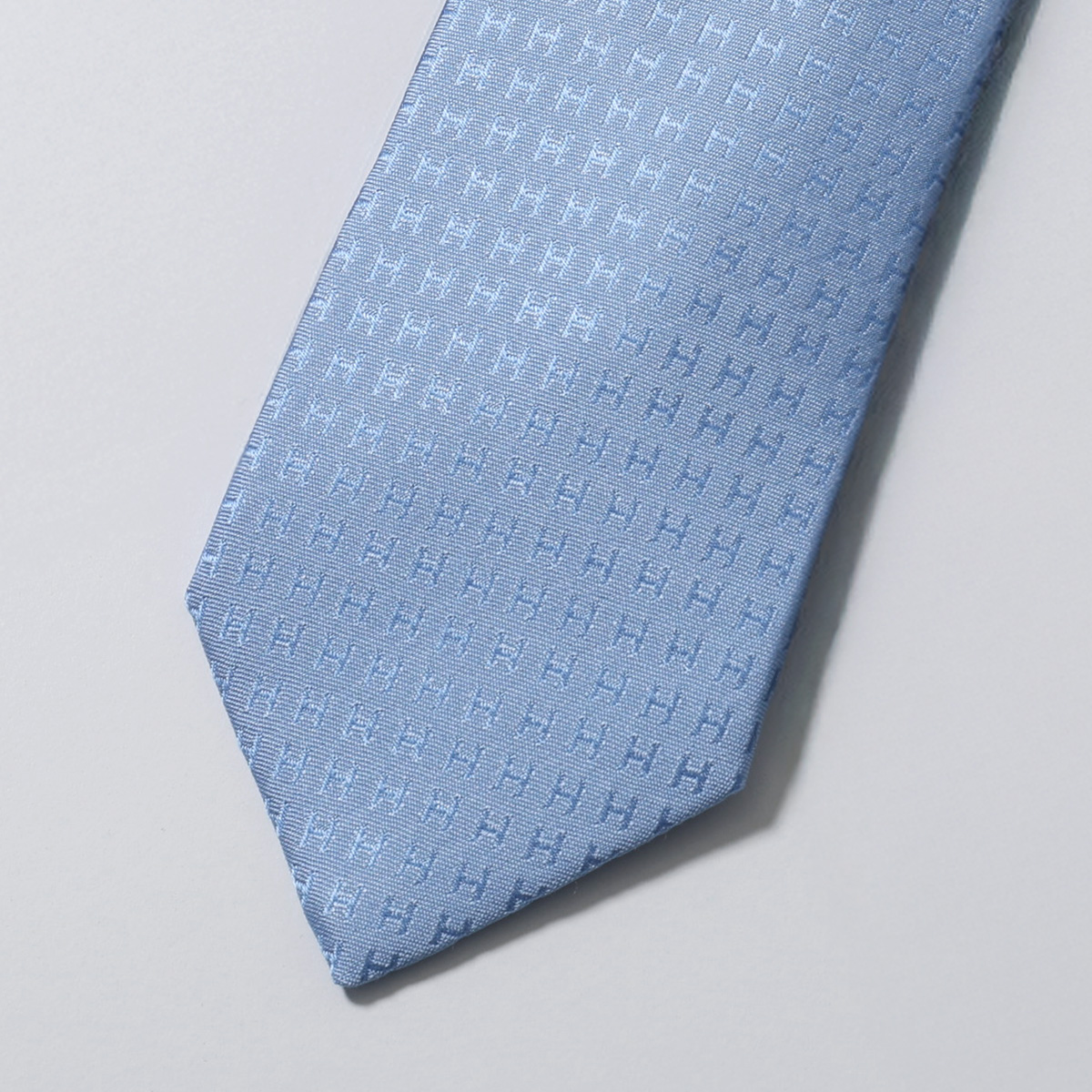 HERMES（エルメス） ネクタイ CRAVATE FACONNEE 038188T 036321T