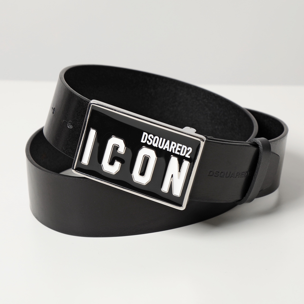 DSQUARED2 ディースクエアード ベルト Icon Plaque Leather Belt ア...