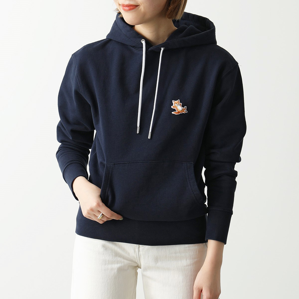 MAISON KITSUNE メゾンキツネ パーカー CHILLAX FOX PATCH CLASSIC HOODIE IU00355 KM0001 レディース スウェット プルオーバー カラー4色｜s-musee｜04