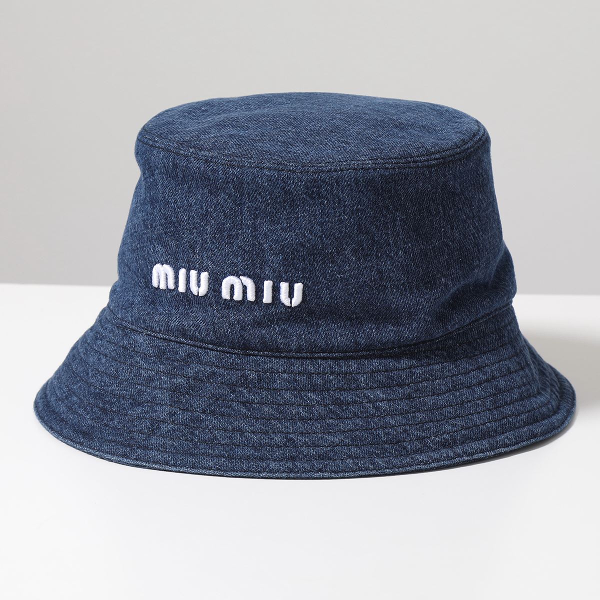 MIUMIU ミュウミュウ バケットハット 5HC196 2F3W レディース デニム 立体ロゴ刺繍 バケハ 帽子 F022X