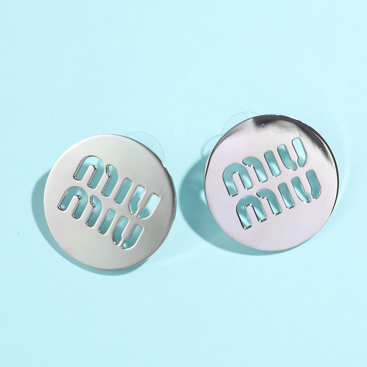 miu MIUMIU ミュウミュウ ピアス 5JO849 2DTU レディース ロゴ