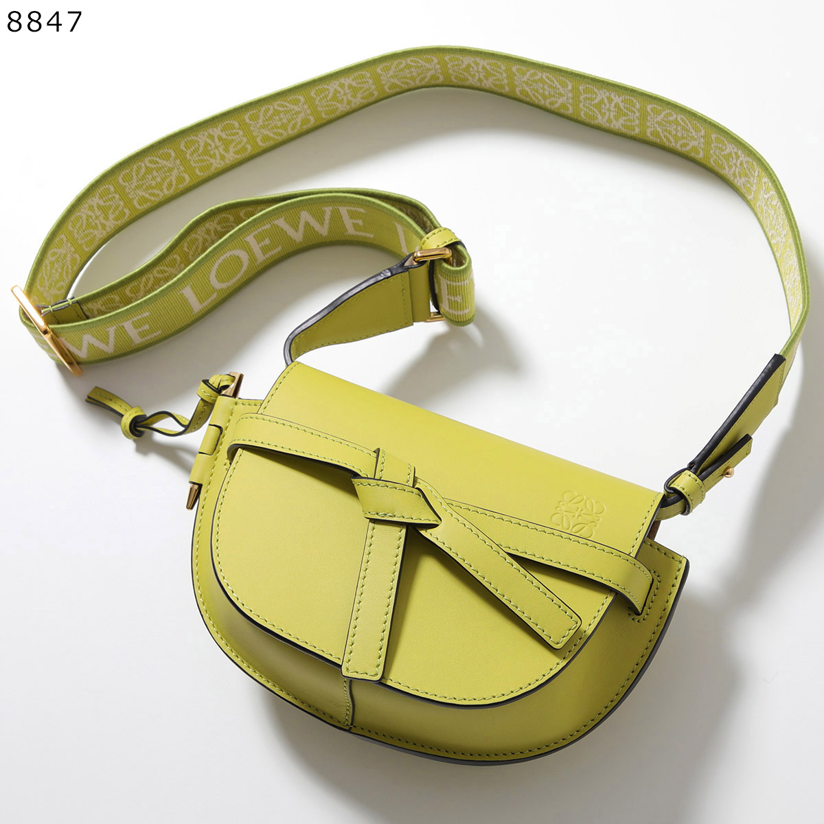 美品　LOEWE ニューロードライン ショルダーバッグ　a602 美品LOEWE ニューロードライン ショルダーバッグa602