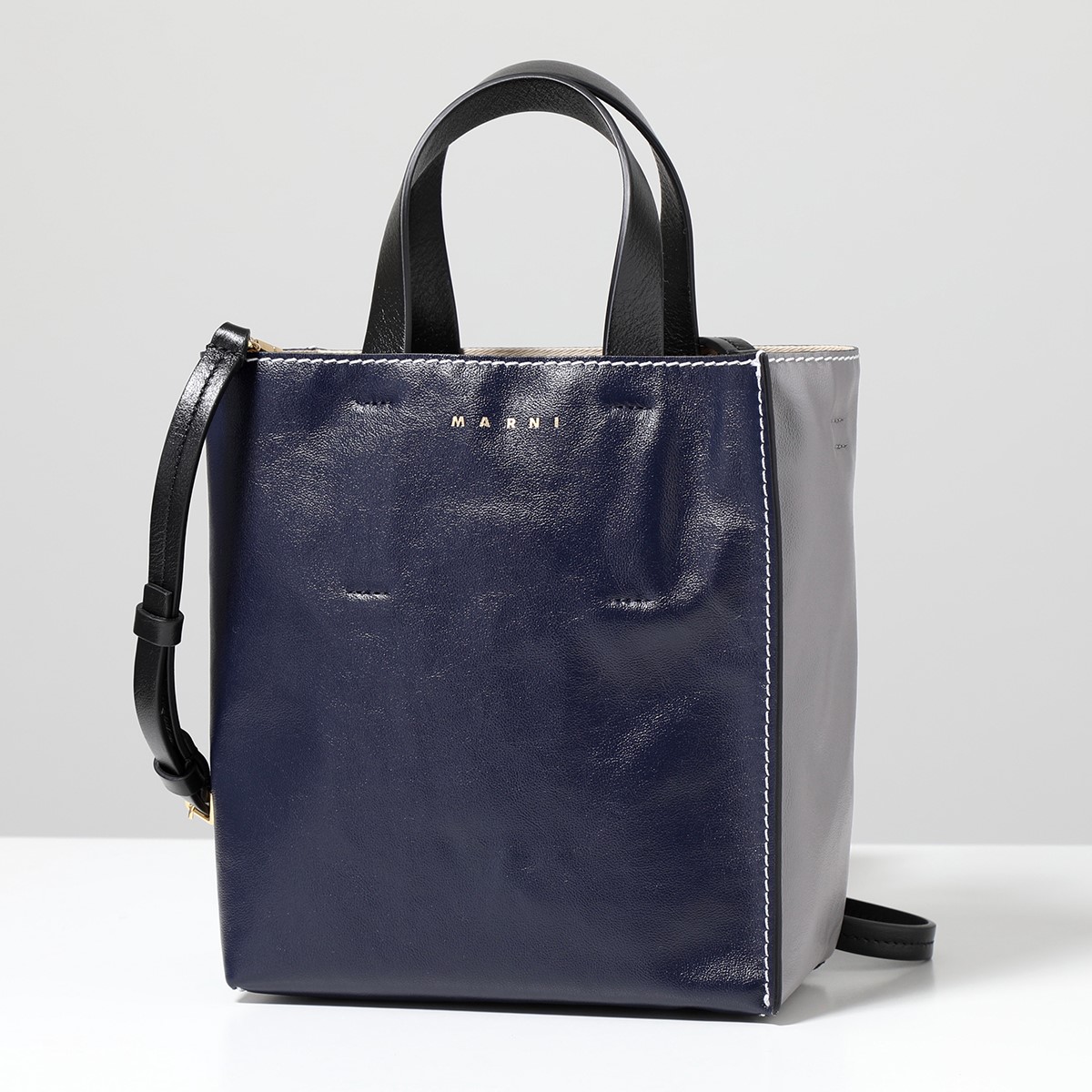 MARNI トートバッグ ミュゼオ SHMP0040LP P2644 MUSEO SOFT MINI MARNI トートバッグ ミュゼオ SHMP0040LP P2644 MUSEO SOFT MINI