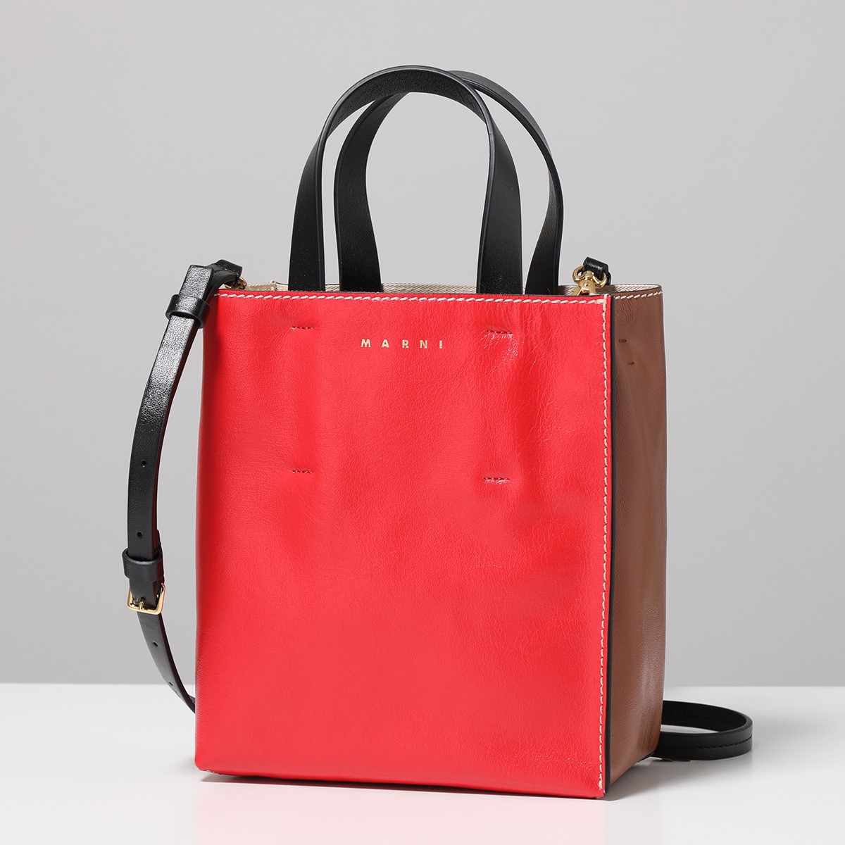 MARNI｜マルニ MUSEO SOFT BAG MINI トートバック Museo Soft Mini Bag in black cream and brown leather with