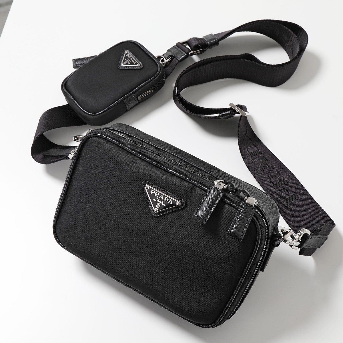 PRADA ショルダーバッグ