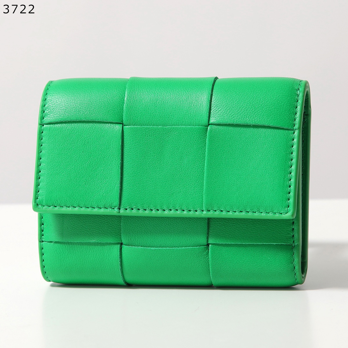 BOTTEGAVENETA ボッテガヴェネタ 二つ折り財布 グリーン レディース ボッテガヴェネタ BOTTEGA VENETA 財布 二つ折り財布 折りたたみ