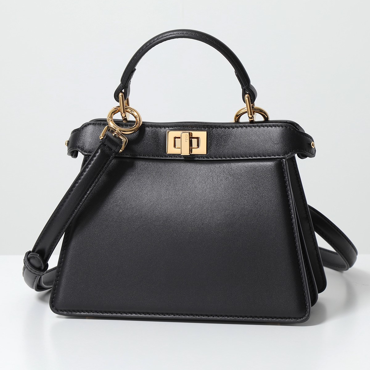 PEEKABOO フェンディ FENDI ピーカブー アイシーユー セレリア