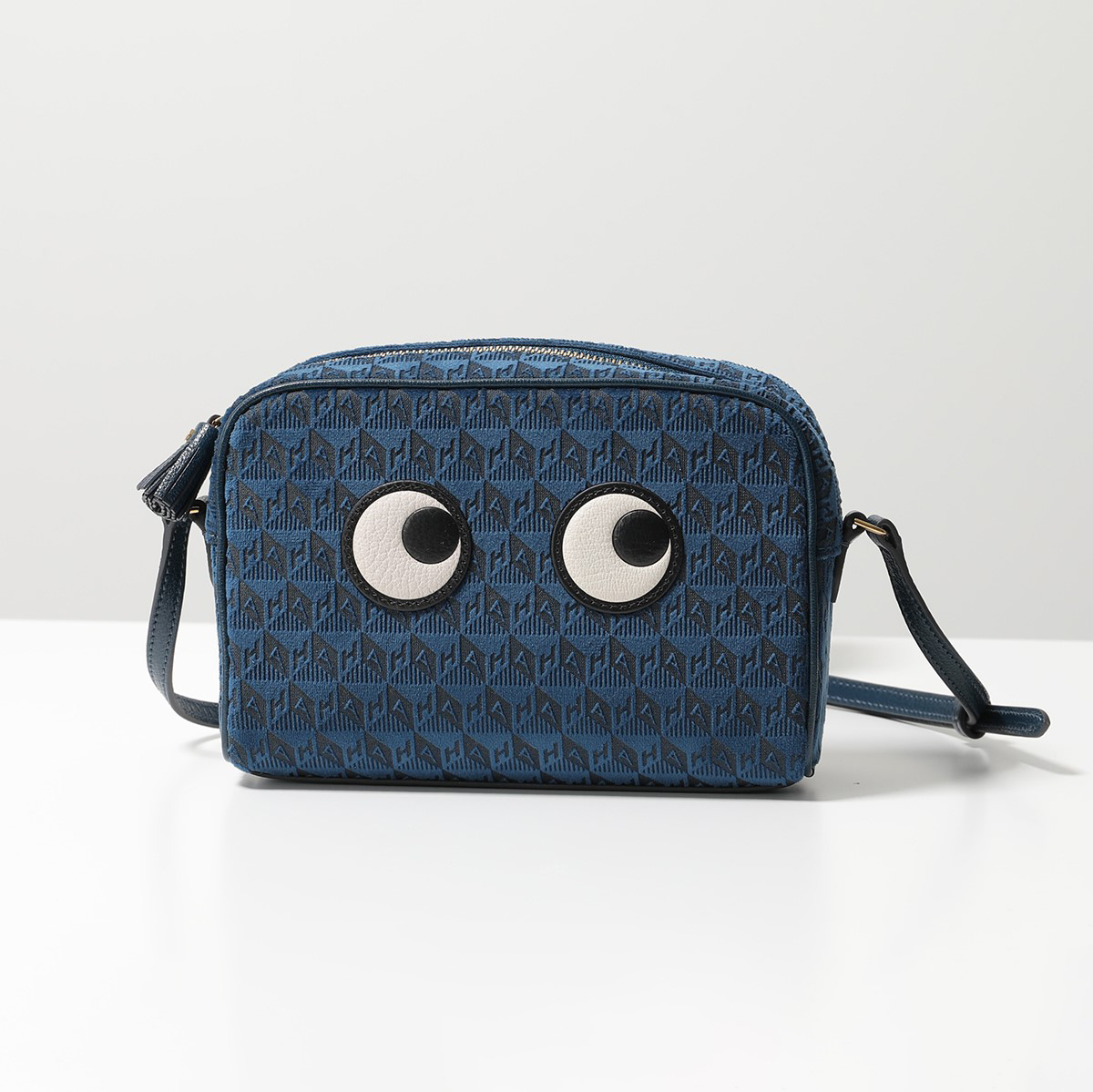 ANYA HINDMARCH アニヤハインドマーチ ショルダーバッグ Cross Body Eyes Velvet アイズ 173087 173094  173117 レディース ベルベット 鞄 カラー3色