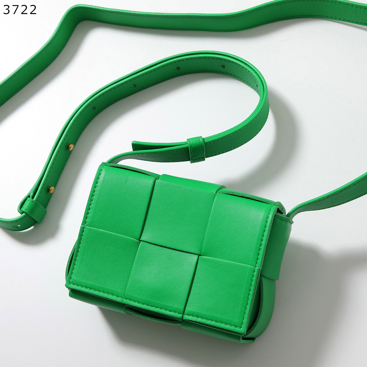 BOTTEGA VENETA ボッテガヴェネタ ショルダーバッグ CANDY